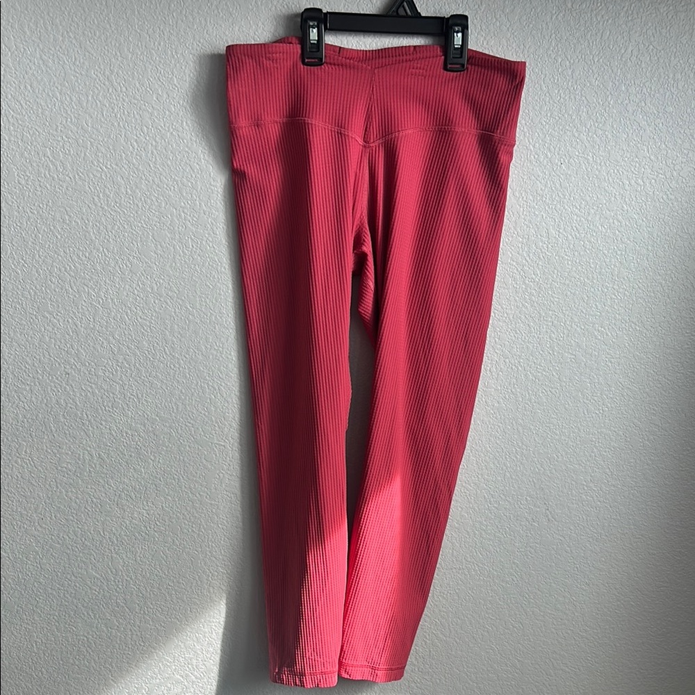 Lululemon Pink Ribbed Leggings